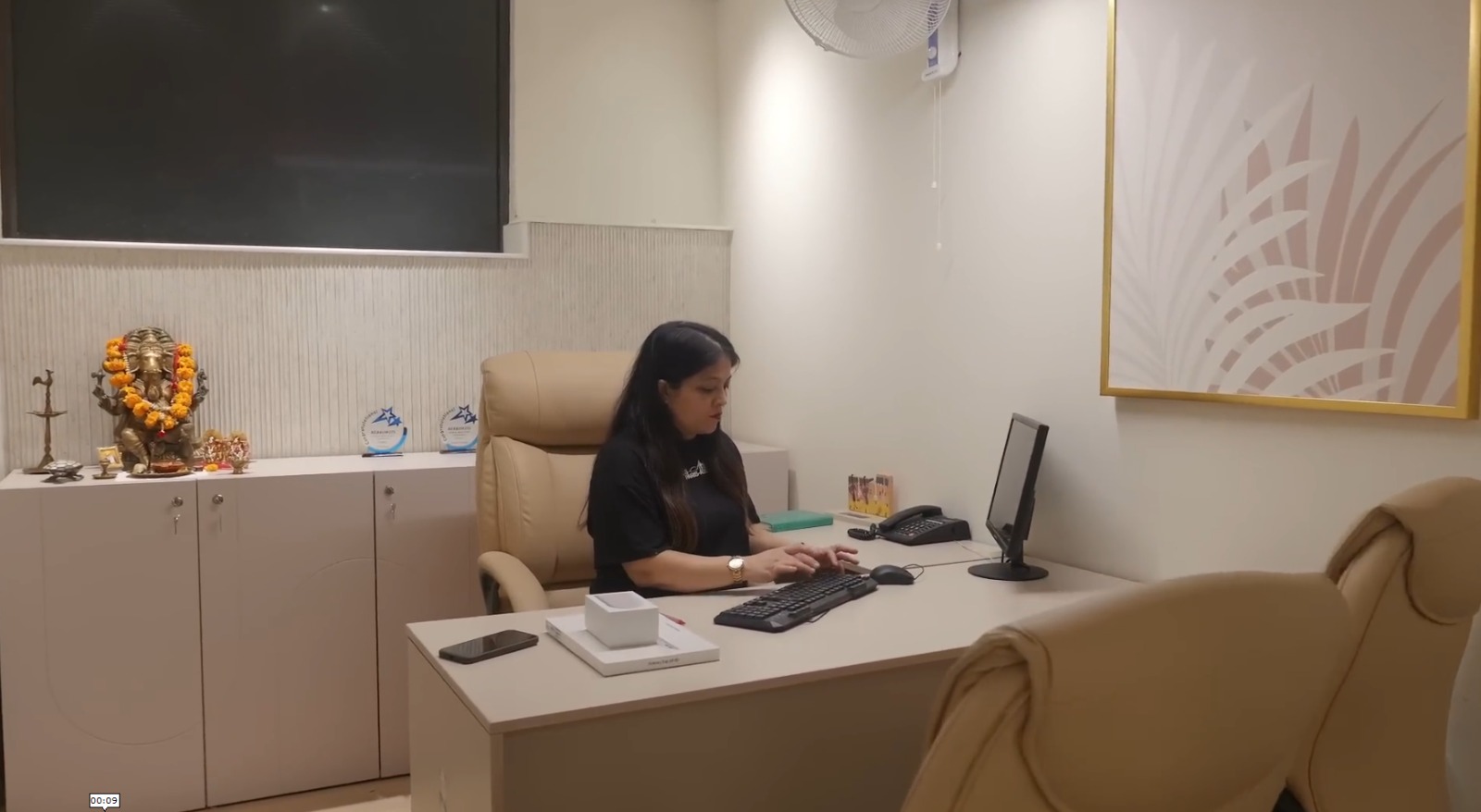 Berkowits hair replacement centre in Oshiwara — view 2